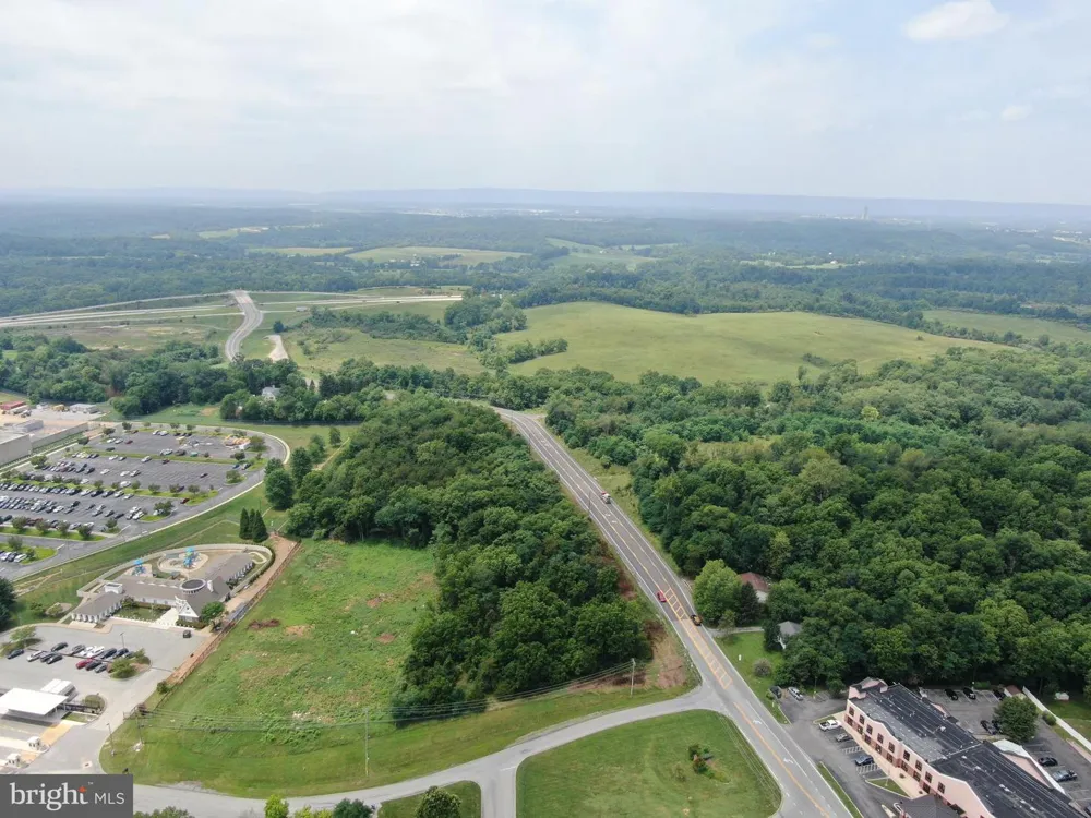 AT 212 ID VAN METRE ROAD Kearneysville, WV 25430
