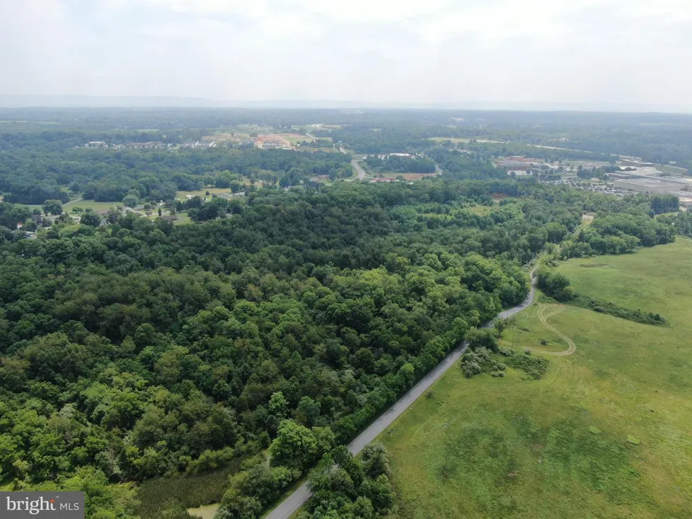 AT 212 ID VAN METRE ROAD Kearneysville, WV 25430