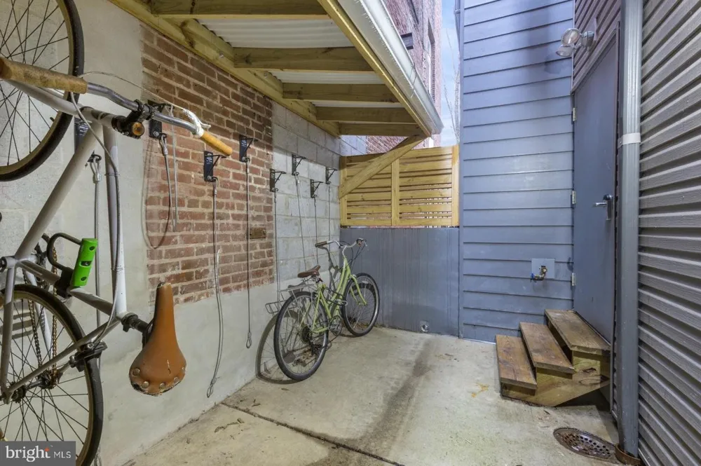 1935 E HAZZARD STREET #301 Philadelphia, PA 19125