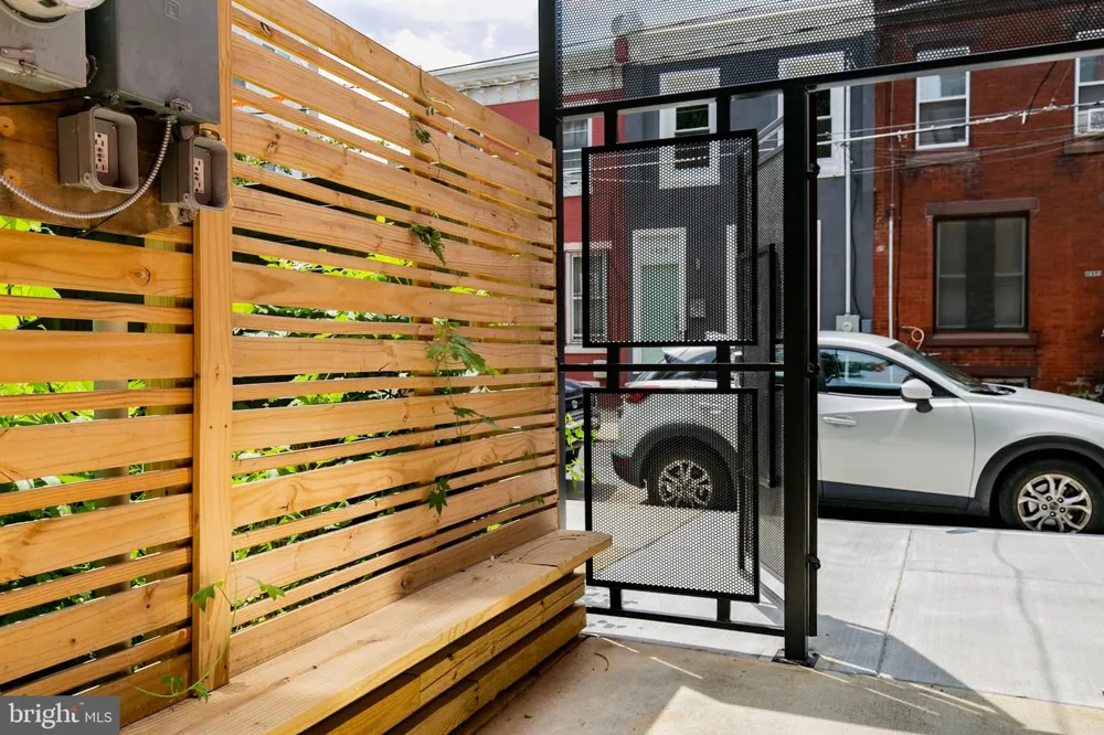 1935 E HAZZARD STREET #301 Philadelphia, PA 19125