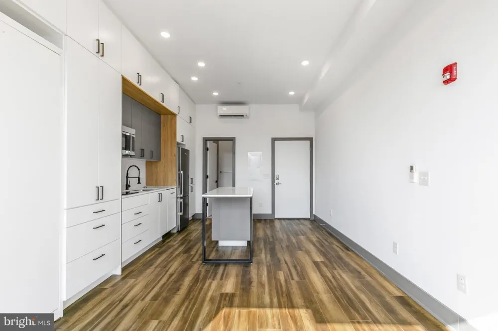 1935 E HAZZARD STREET #301 Philadelphia, PA 19125