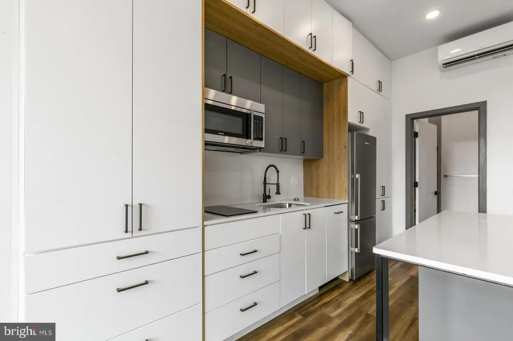1935 E HAZZARD STREET #301 Philadelphia, PA 19125