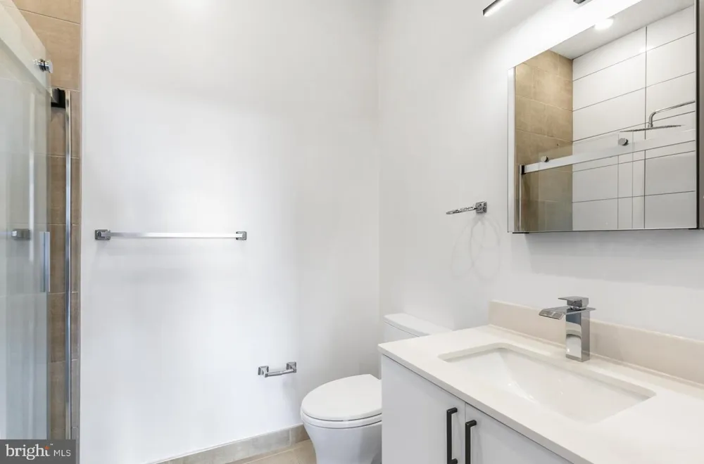 1935 E HAZZARD STREET #301 Philadelphia, PA 19125