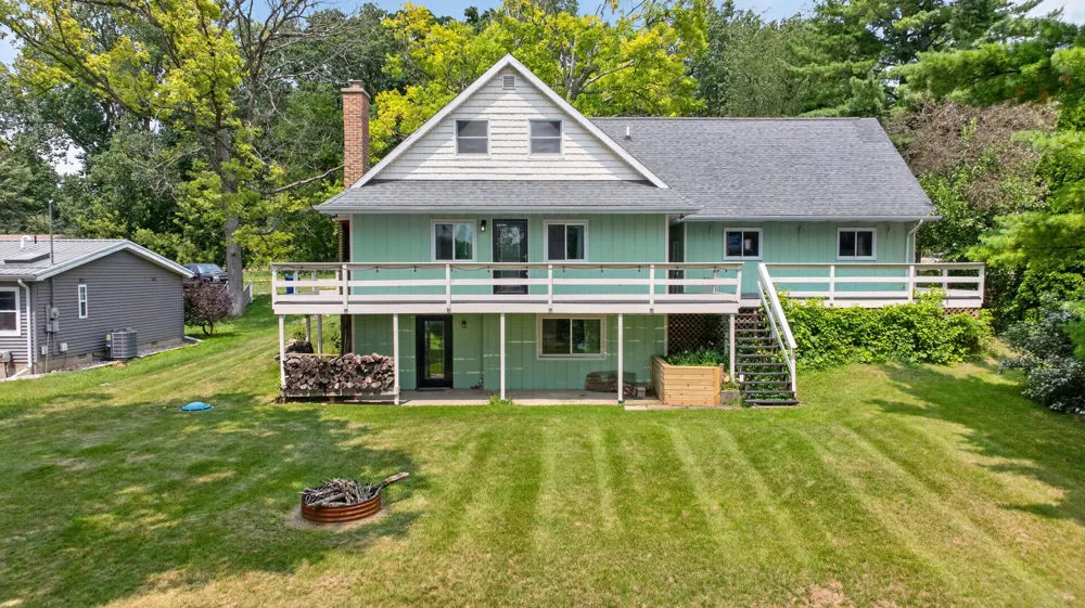 539 Fox Lake Trail Horton, MI 49246