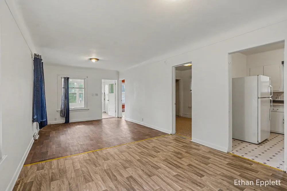 2825 7th Street Muskegon Heights, MI 49444