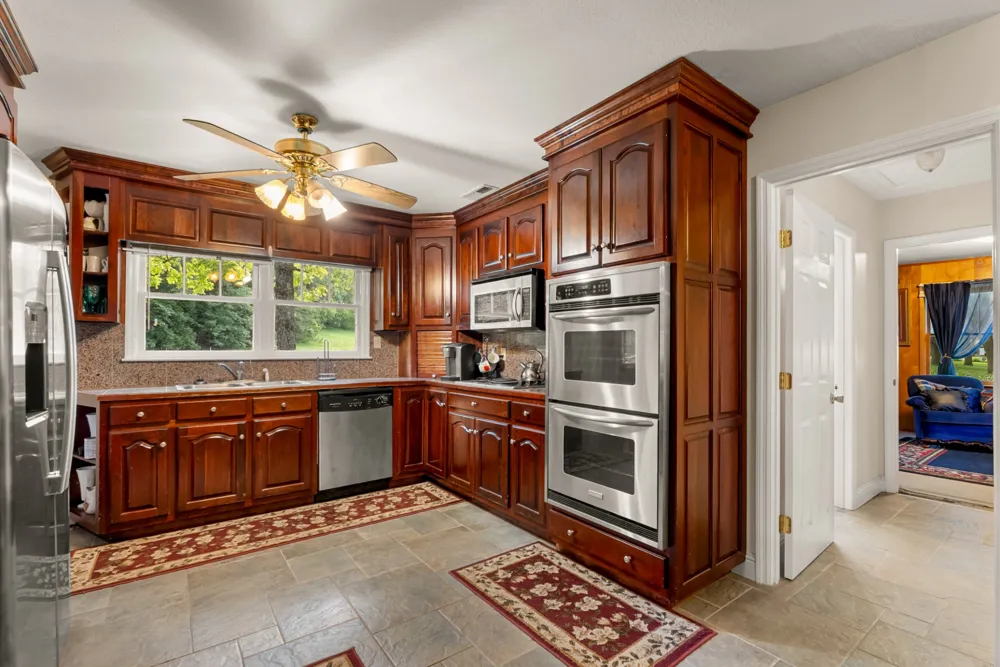 54 Warden Rd Fayetteville, TN 37334