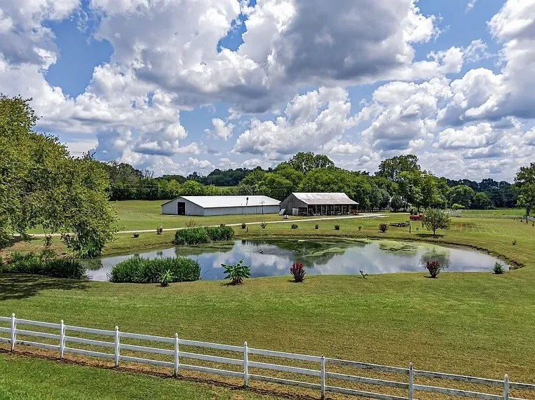 54 Warden Rd Fayetteville, TN 37334