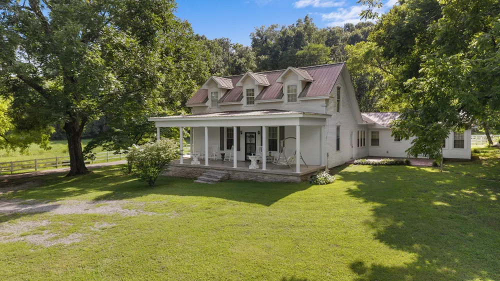 54 Warden Rd Fayetteville, TN 37334