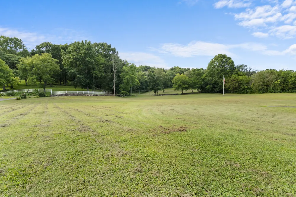 54 Warden Rd Fayetteville, TN 37334