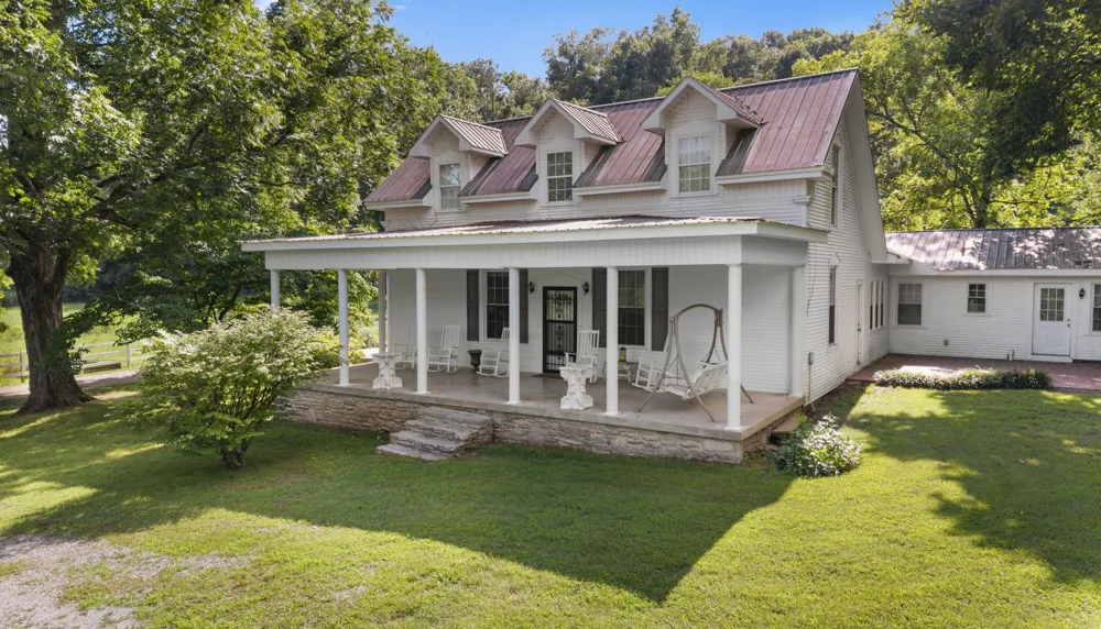 54 Warden Rd Fayetteville, TN 37334