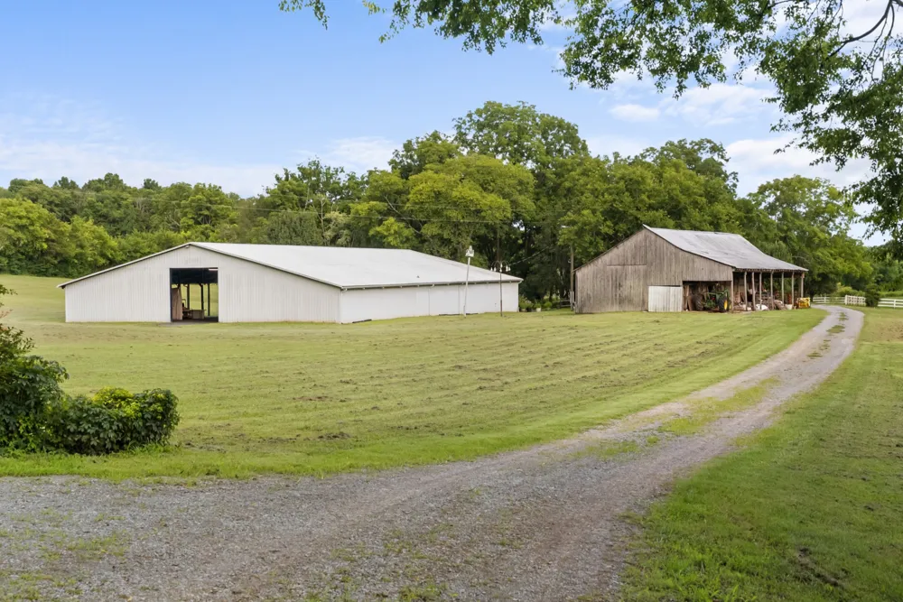 54 Warden Rd Fayetteville, TN 37334