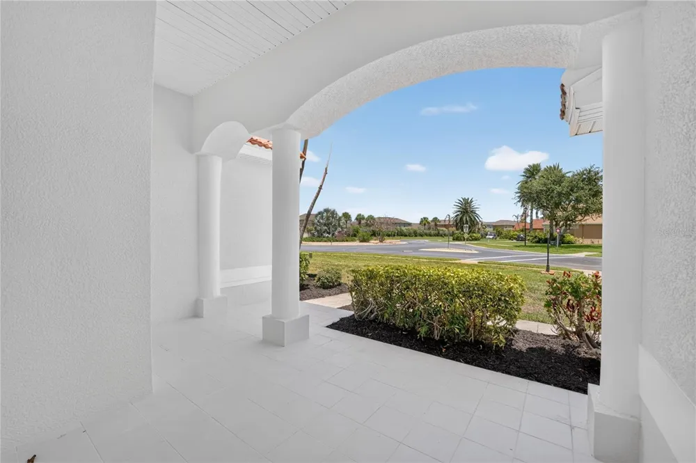 572 OCEANSIDE BOULEVARD Melbourne, FL 32903