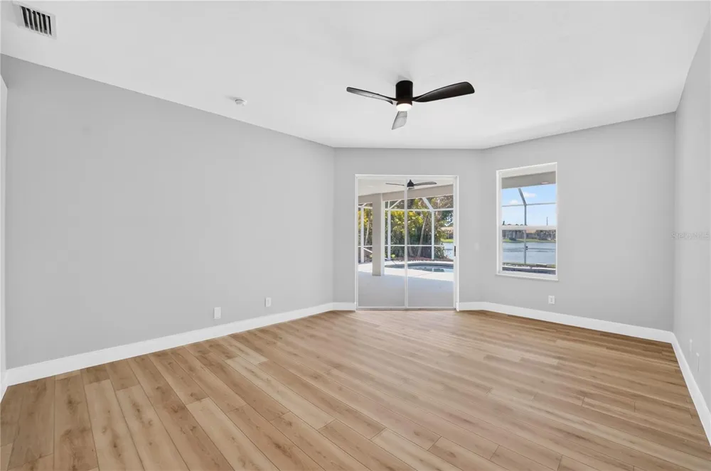 572 OCEANSIDE BOULEVARD Melbourne, FL 32903