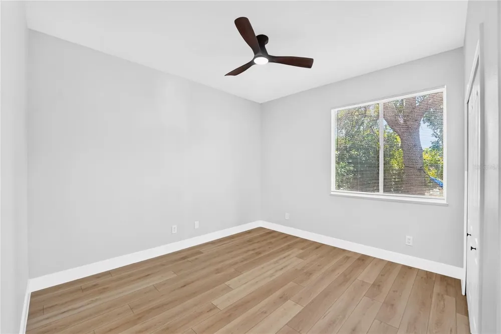572 OCEANSIDE BOULEVARD Melbourne, FL 32903