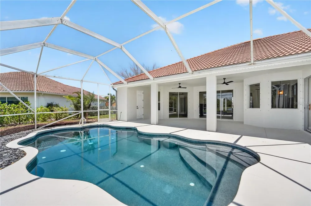 572 OCEANSIDE BOULEVARD Melbourne, FL 32903