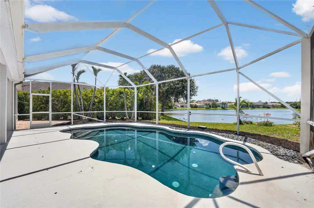 572 OCEANSIDE BOULEVARD Melbourne, FL 32903