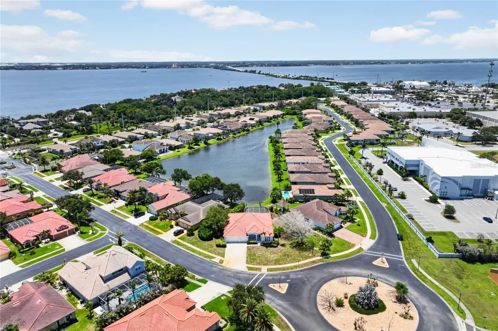 572 OCEANSIDE BOULEVARD Melbourne, FL 32903