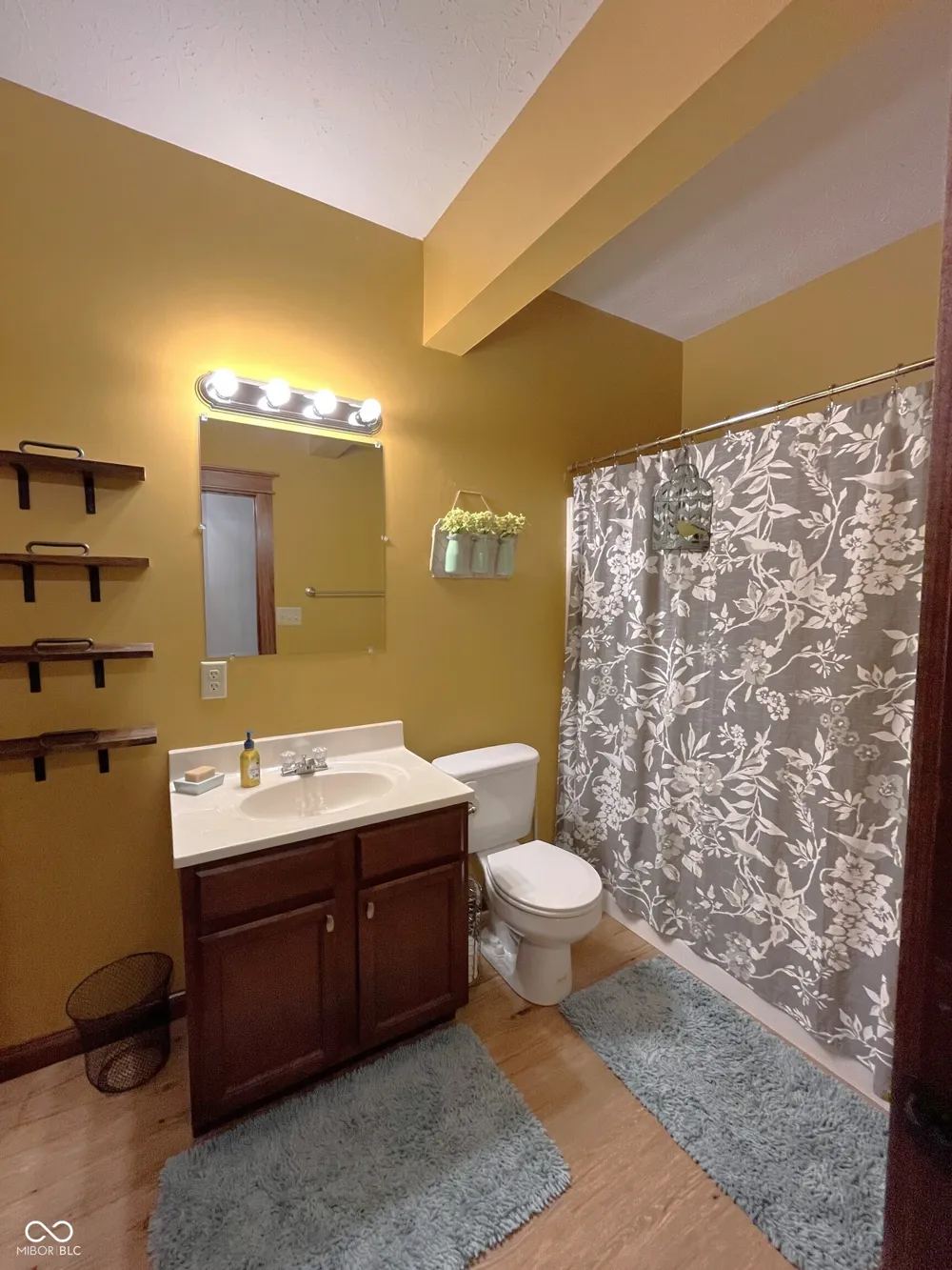 1041 Shadowlawn Avenue Greencastle, IN 46135