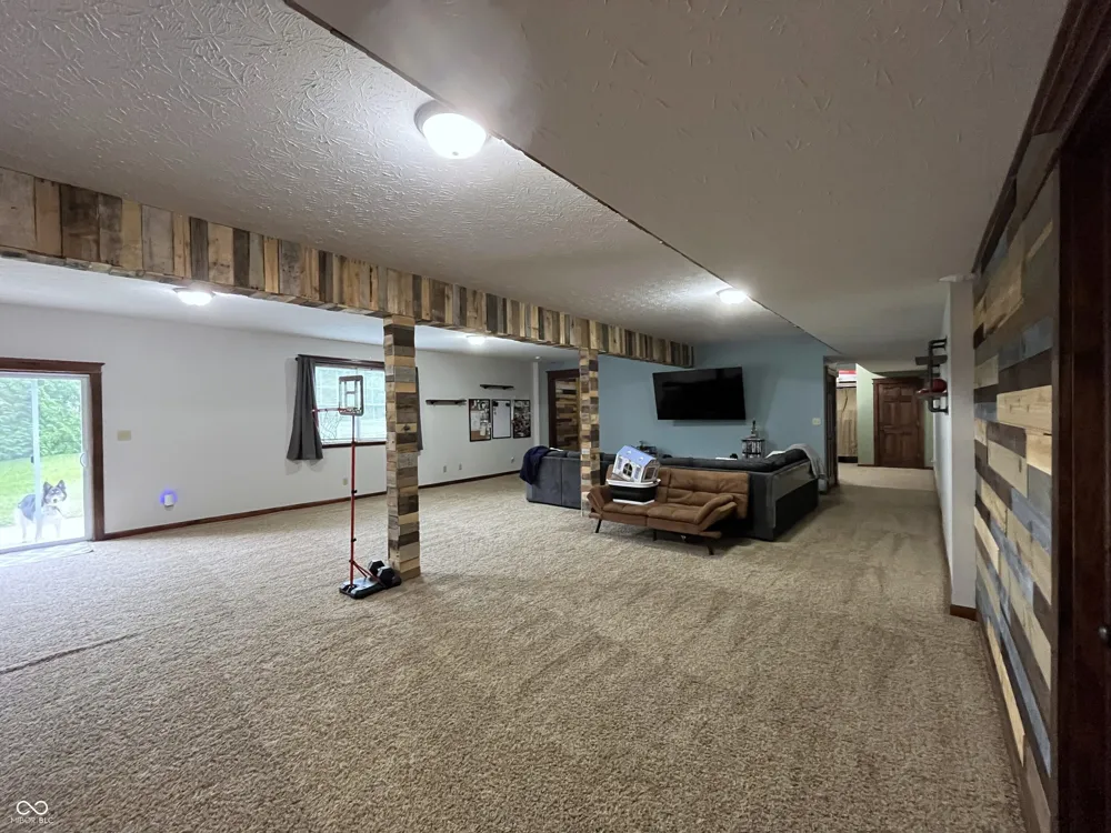 1041 Shadowlawn Avenue Greencastle, IN 46135