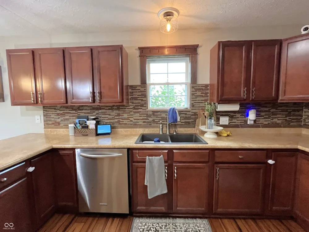 1041 Shadowlawn Avenue Greencastle, IN 46135