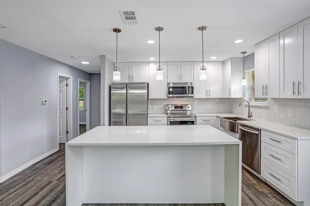 1708 Woodcrest Drive Granite Shoals, TX 78654