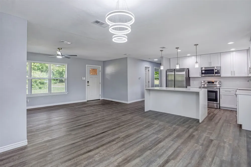 1708 Woodcrest Drive Granite Shoals, TX 78654