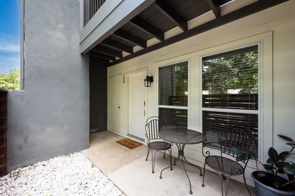 1509 W 39 1/2 STREET #108 Austin, TX 78756