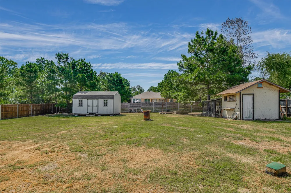 218 Cardinal Loop Paige, TX 78659