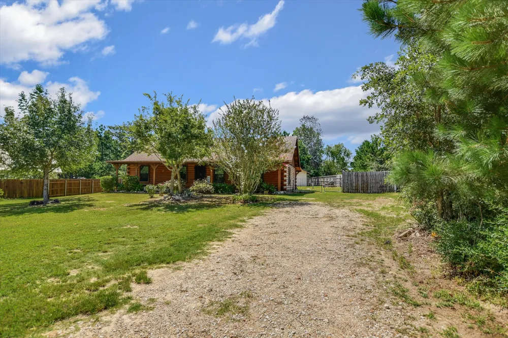 218 Cardinal Loop Paige, TX 78659