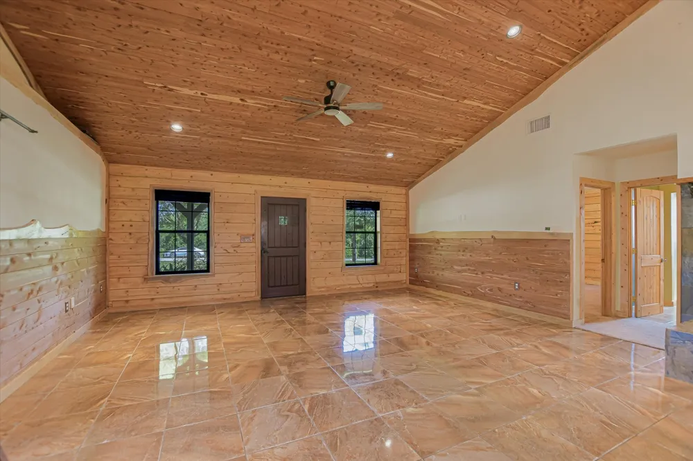 218 Cardinal Loop Paige, TX 78659