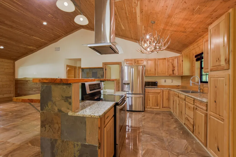 218 Cardinal Loop Paige, TX 78659