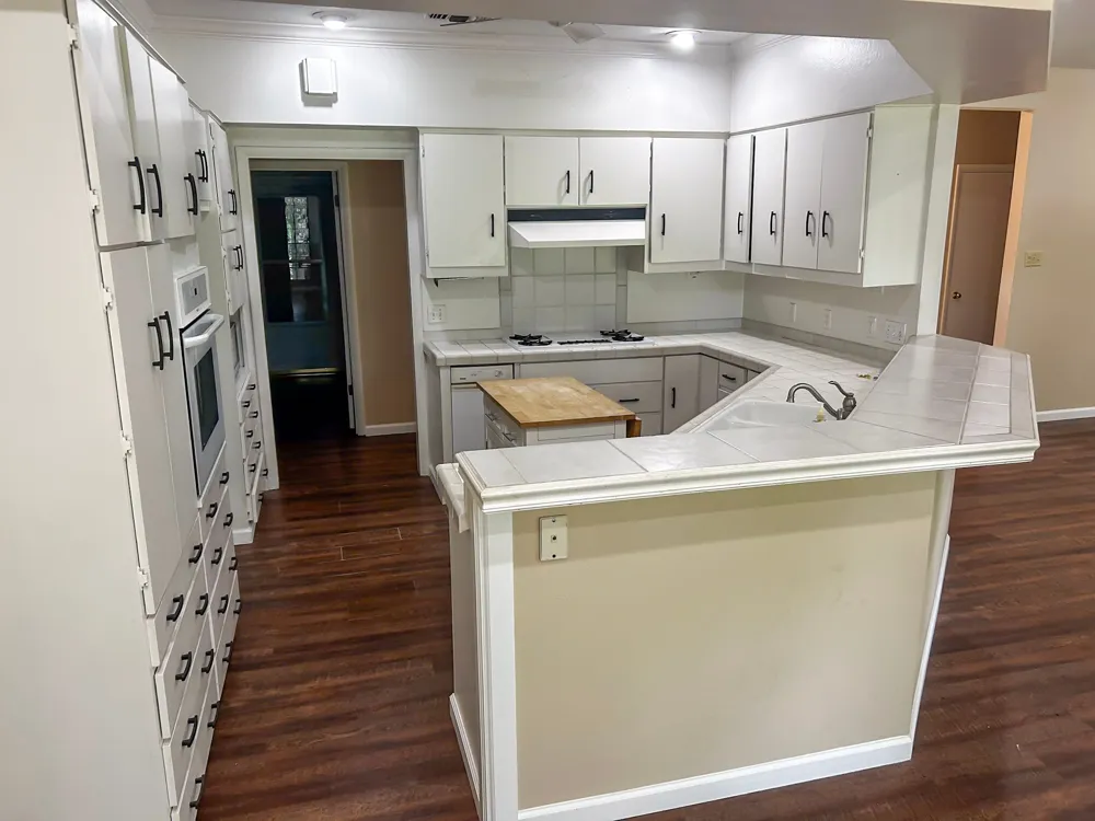 813 River Oaks Drive Huntsville, TX 77340