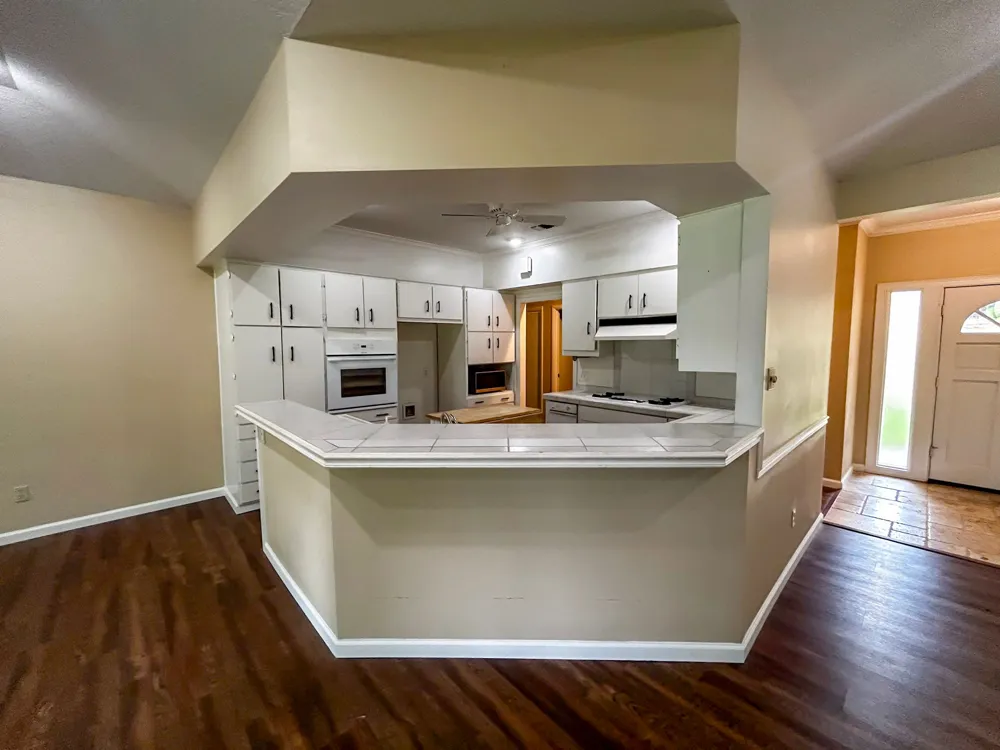813 River Oaks Drive Huntsville, TX 77340