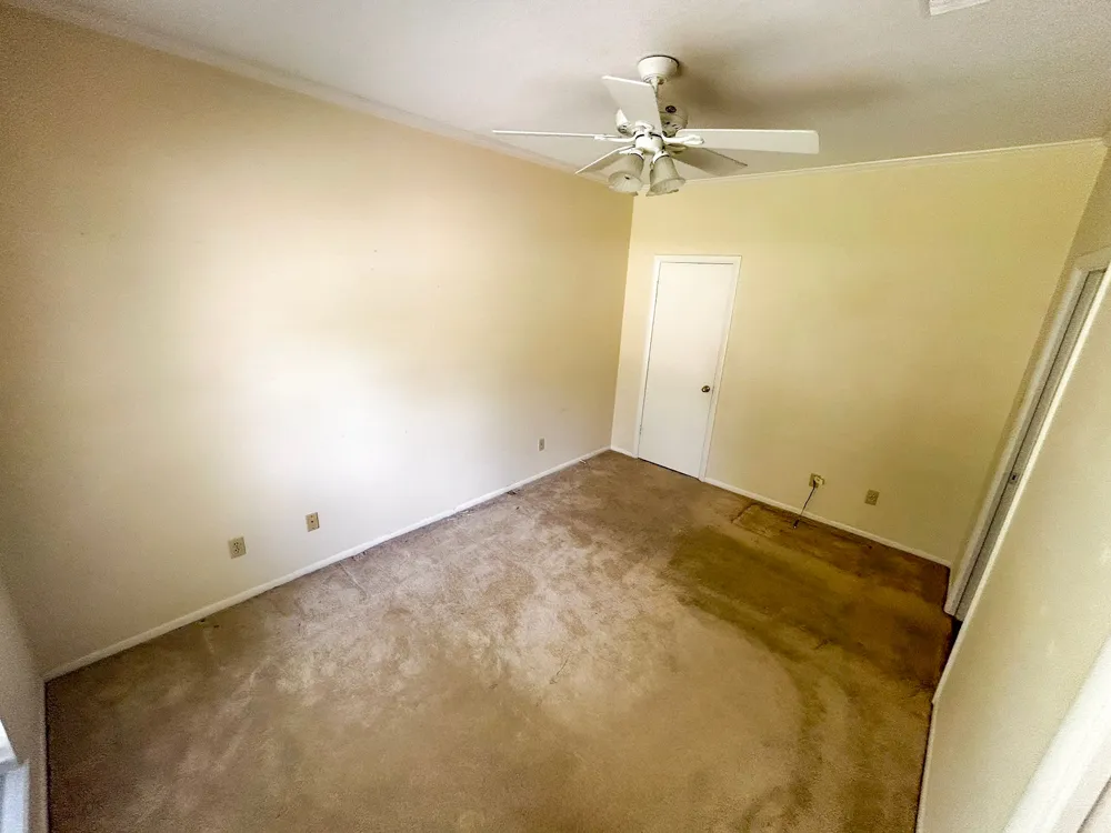 813 River Oaks Drive Huntsville, TX 77340
