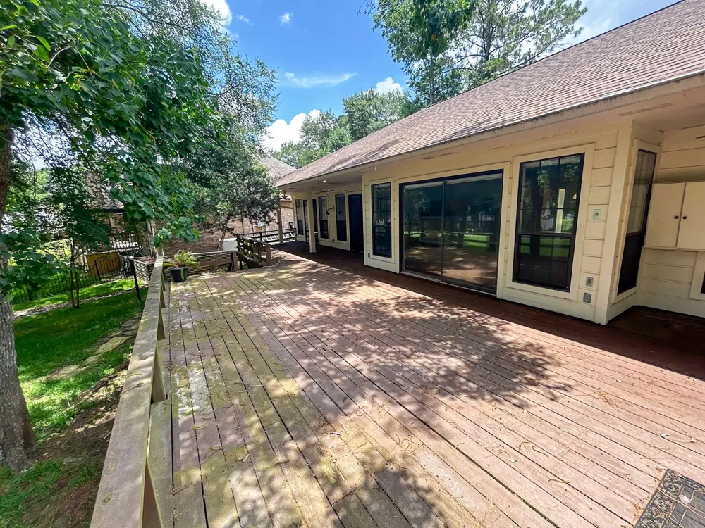 813 River Oaks Drive Huntsville, TX 77340