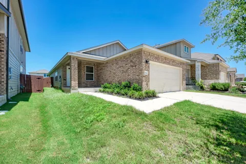 524 Longmount Cove