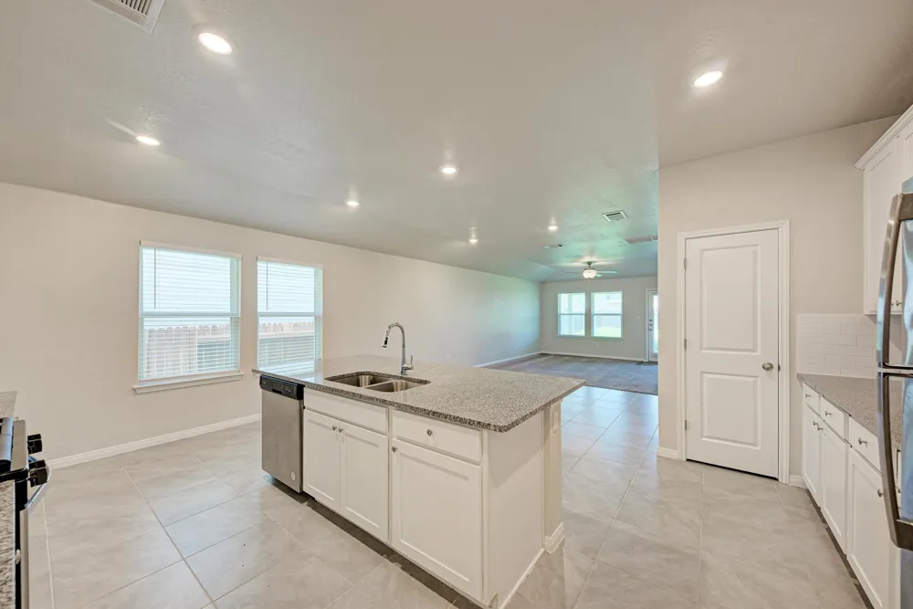 524 Longmount Cove Liberty Hill, TX 78642