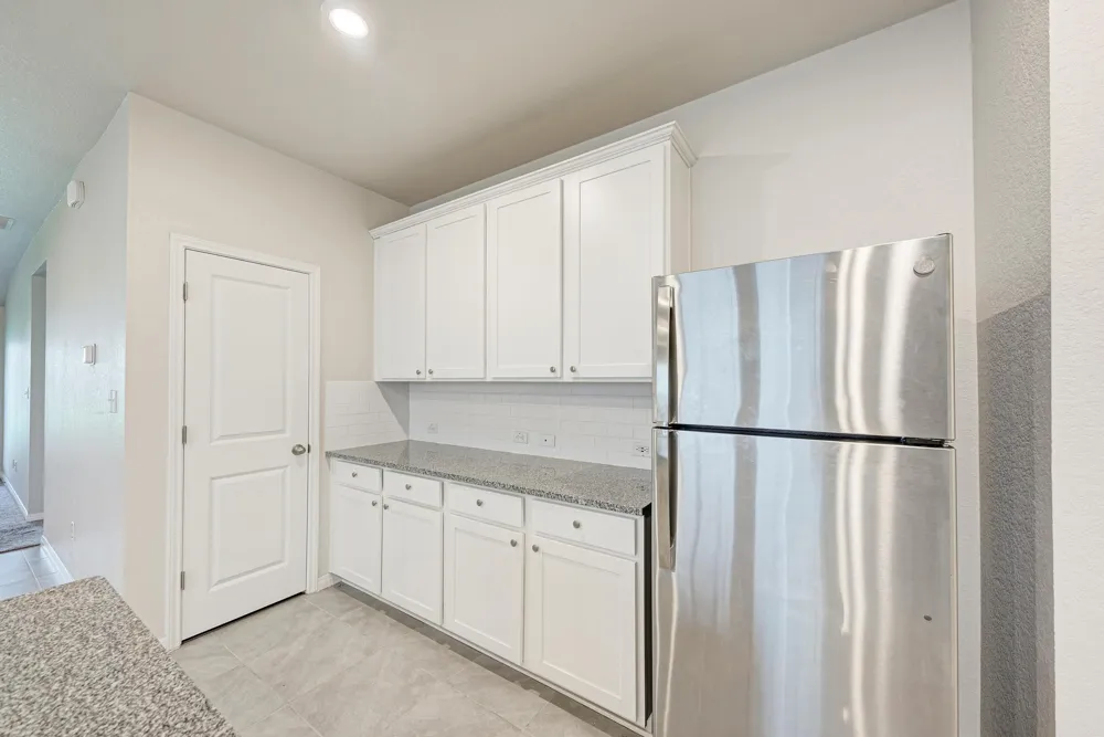 524 Longmount Cove Liberty Hill, TX 78642