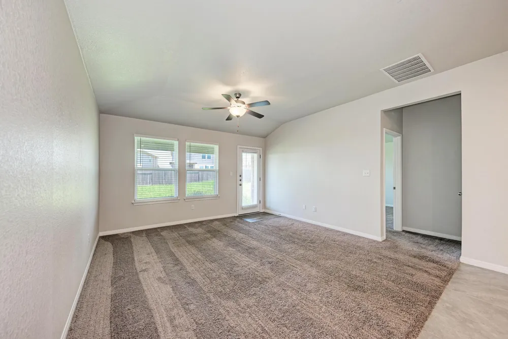 524 Longmount Cove Liberty Hill, TX 78642