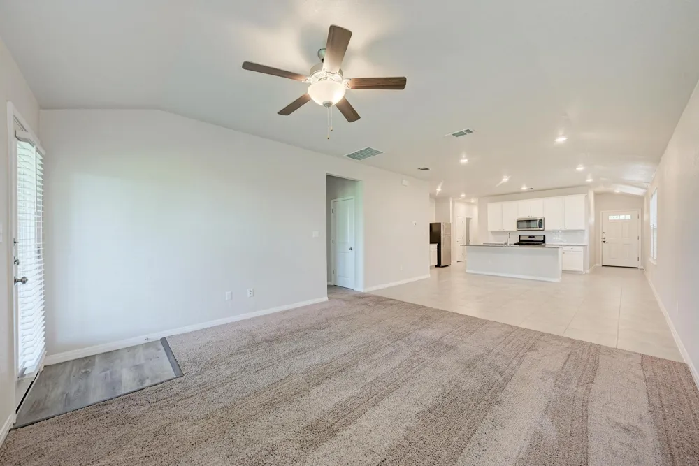 524 Longmount Cove Liberty Hill, TX 78642