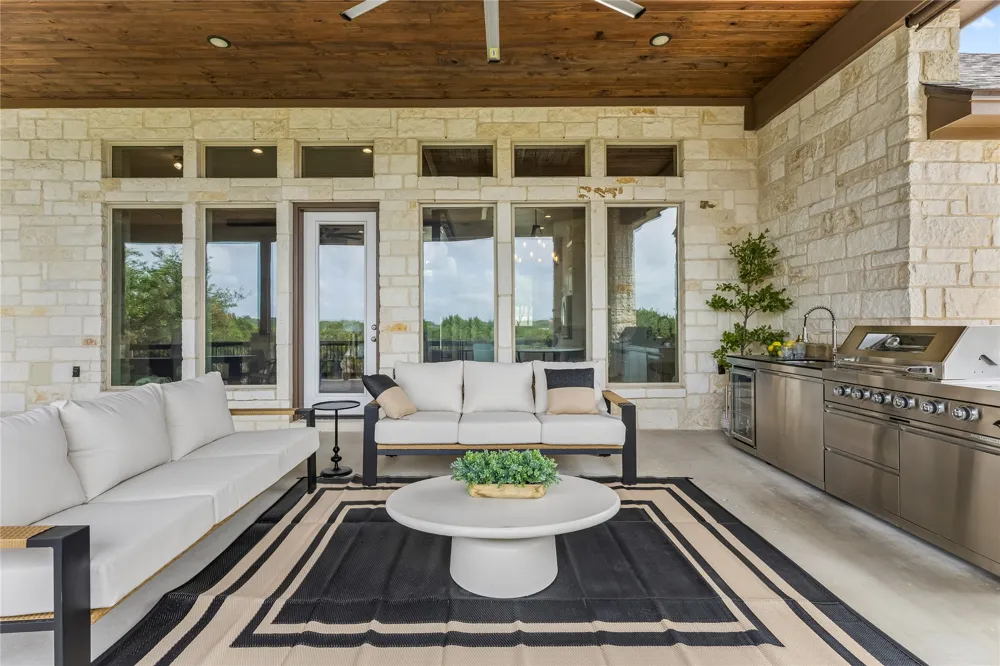 169 Longwood Drive New Braunfels, TX 78132