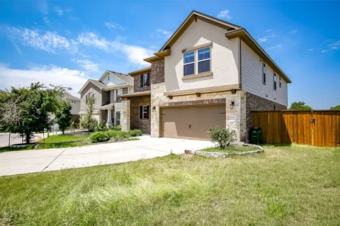 9202 Spade Circle