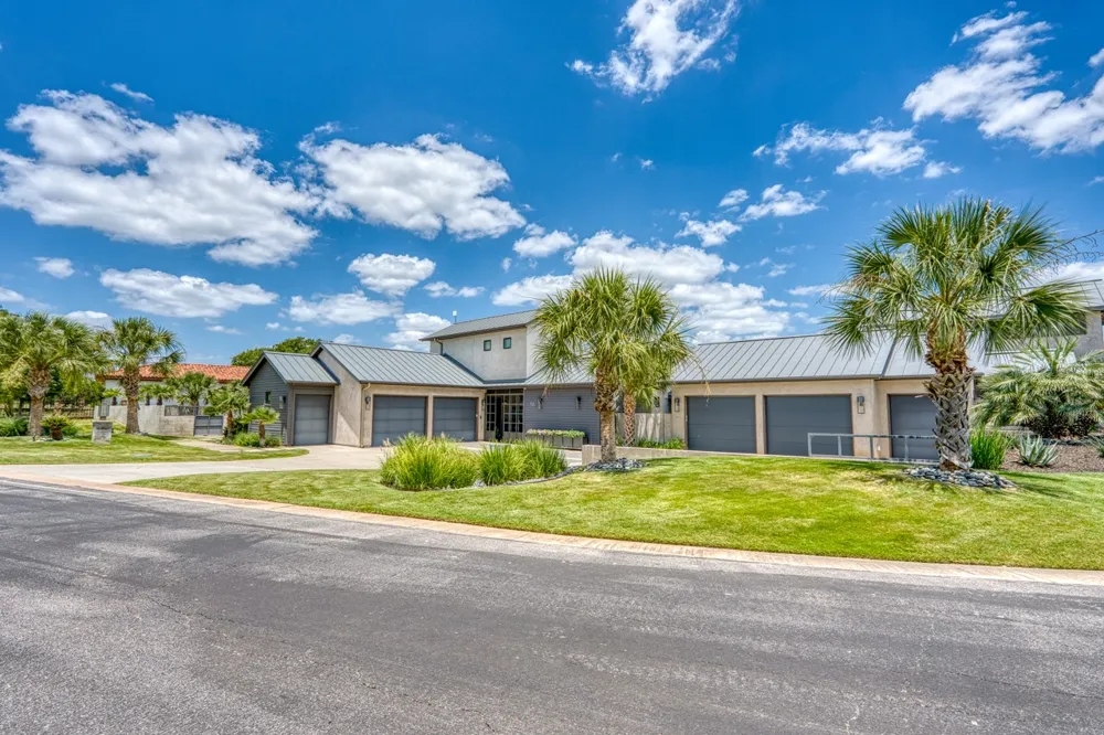 116 Wennmohs Place Horseshoe Bay, TX 78657