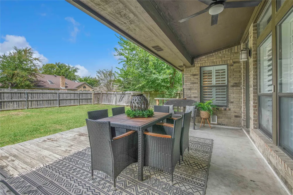 2810 Rayado Court College Station, TX 77845