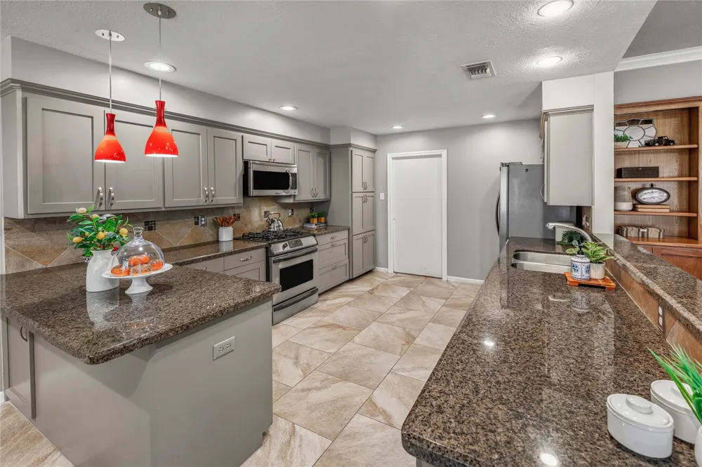 2810 Rayado Court College Station, TX 77845