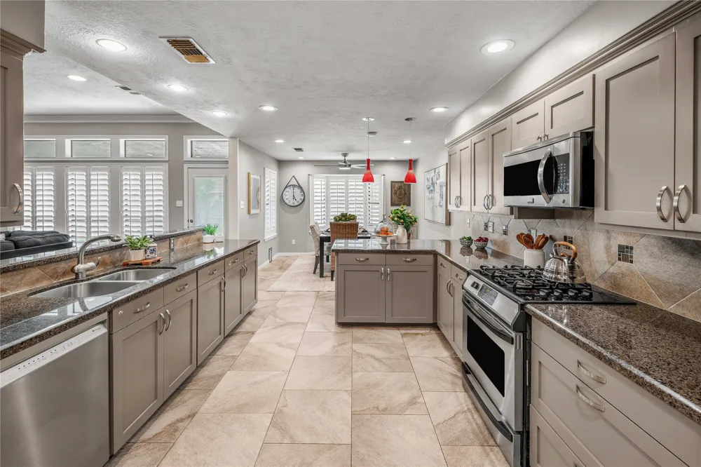 2810 Rayado Court College Station, TX 77845