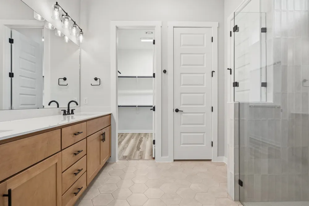 1204 Blue Moon Drive Georgetown, TX 78628