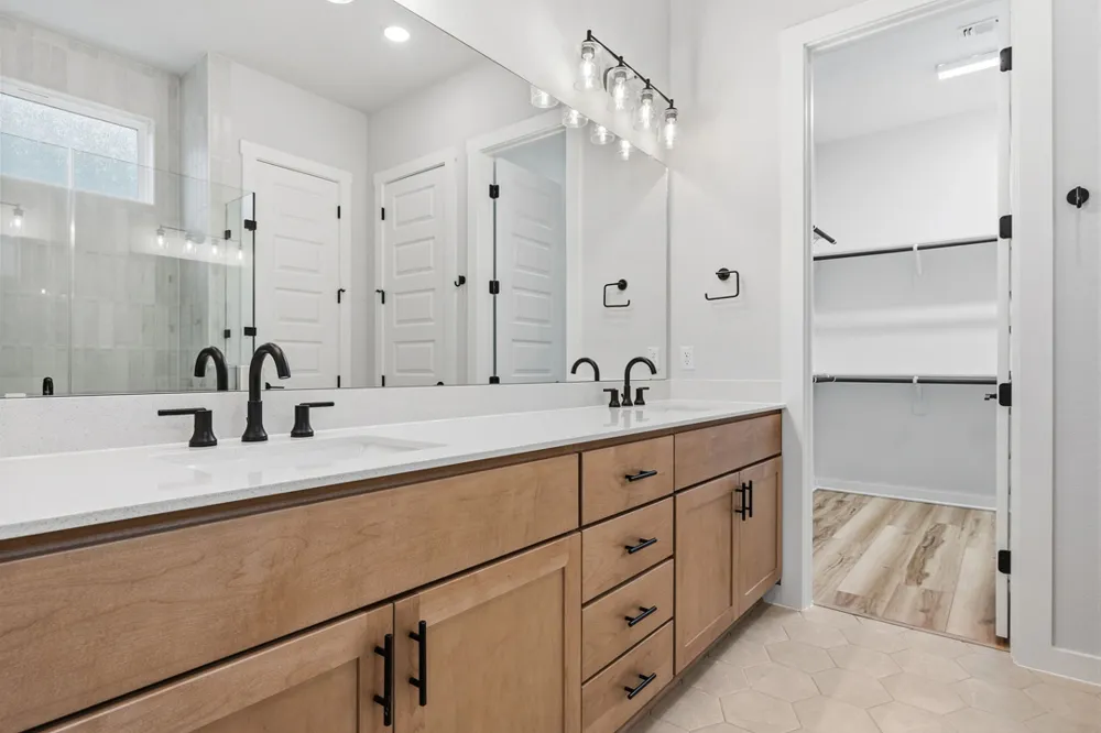 1204 Blue Moon Drive Georgetown, TX 78628