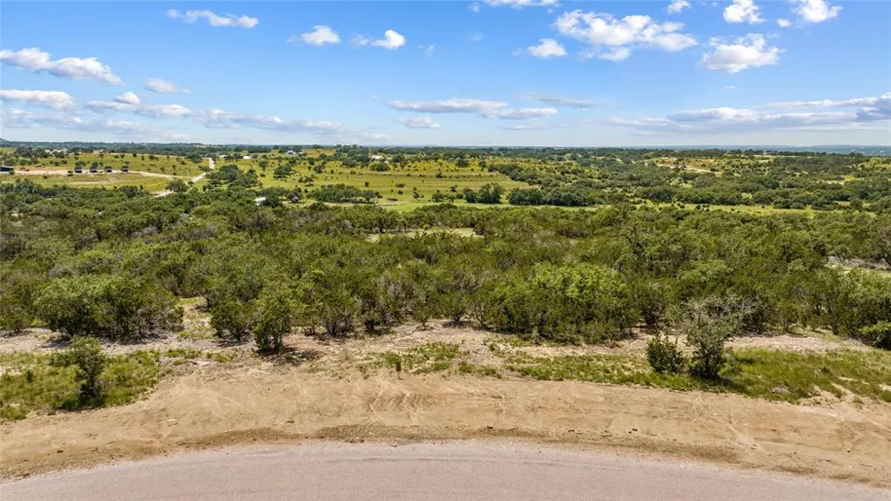 9 Stanton Road Johnson City, TX 78636