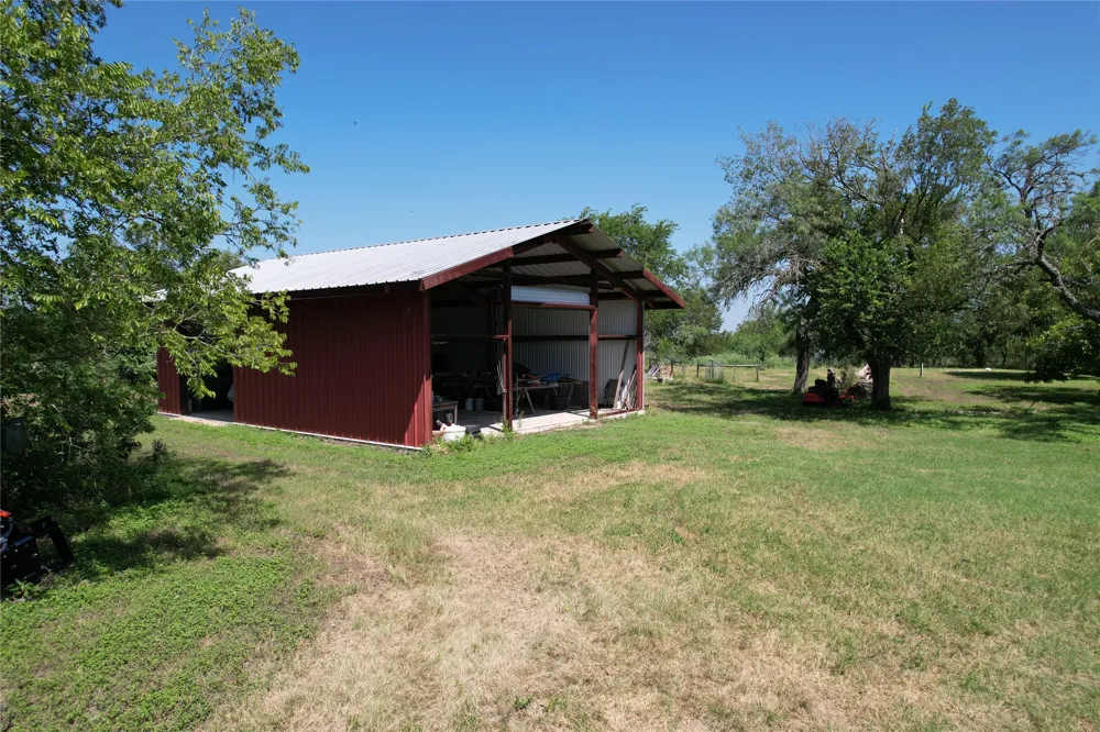 14650 Graef Road Creedmoor, TX 78610